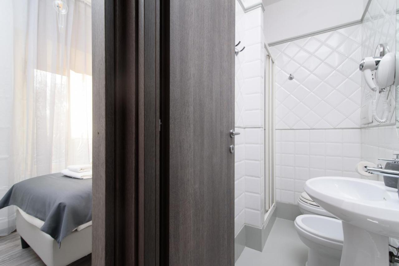 White Caesar Guesthouse Roma Exterior foto